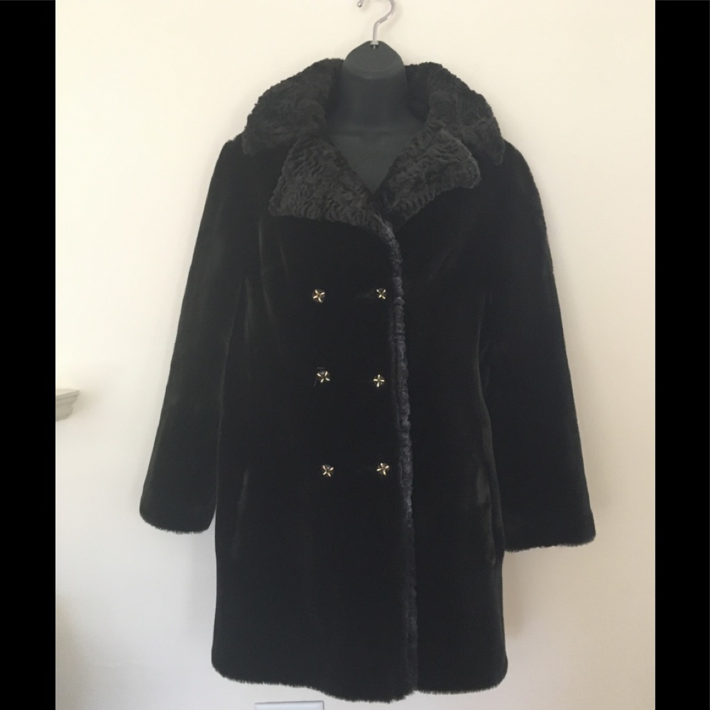 VTG BORGANA DOUBLE BREASTED BOUCLE COLLAR.